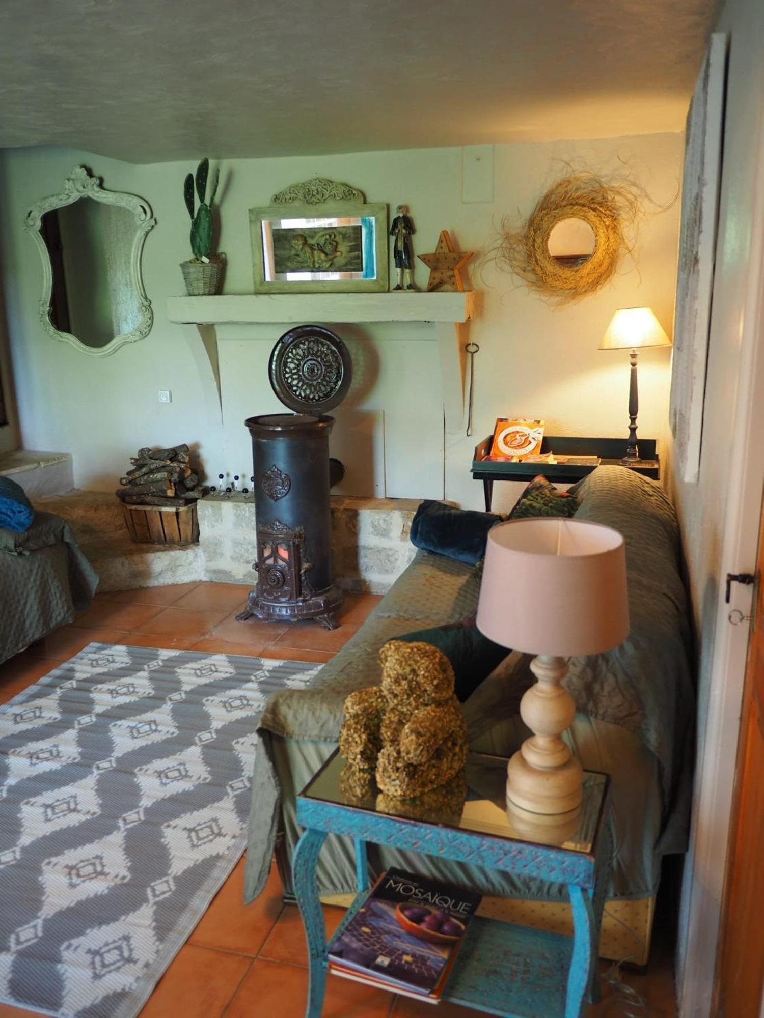 Chambre Familiale Avec Terrasse Aux Portes Du Verdon Trigance Exterior foto